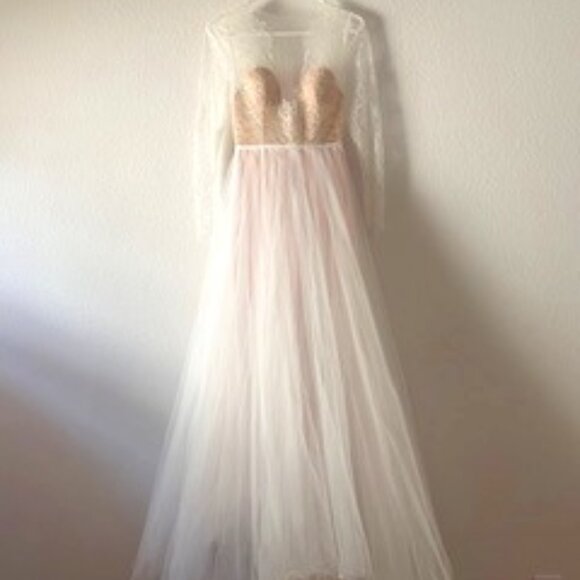 Watters Rutledge BHLDN Wedding Dress - Picture 5 of 11